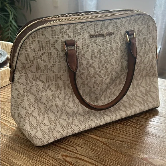 Michael Kors Cindy Dome Satchel - Picture 7 of 10